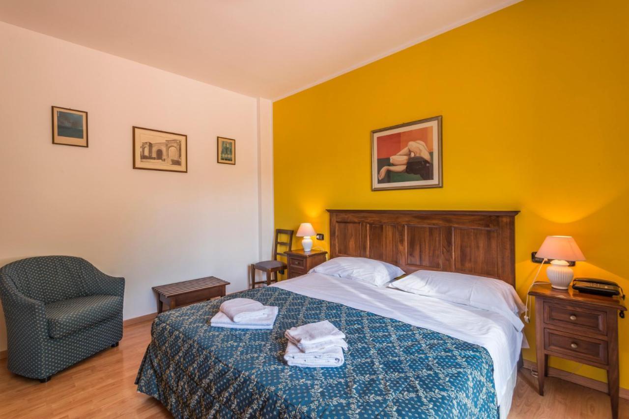Hotel Le Rocce Magione Eksteriør bilde